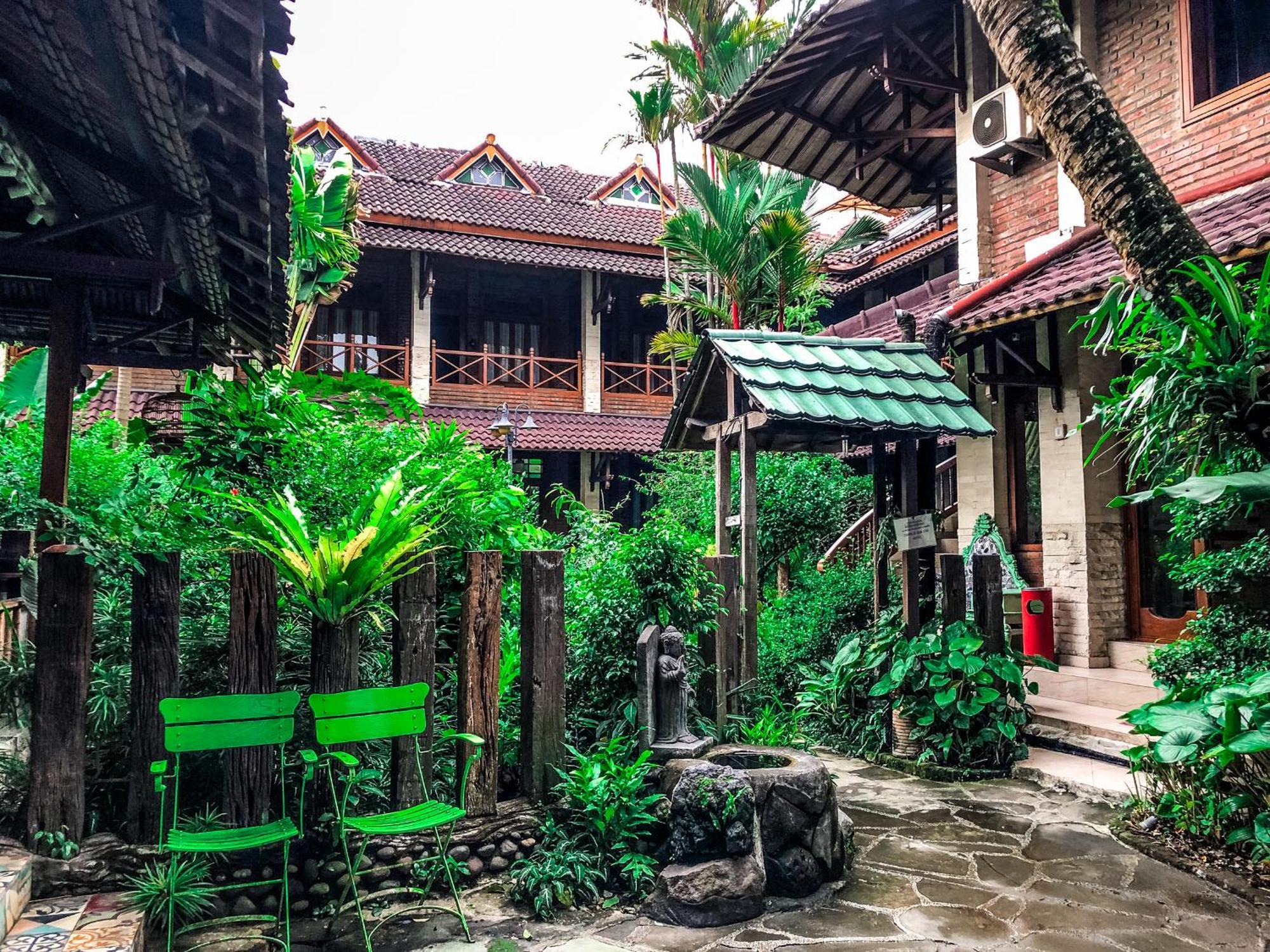 Arys Garden Hotel Yogyakarta Eksteriør bilde