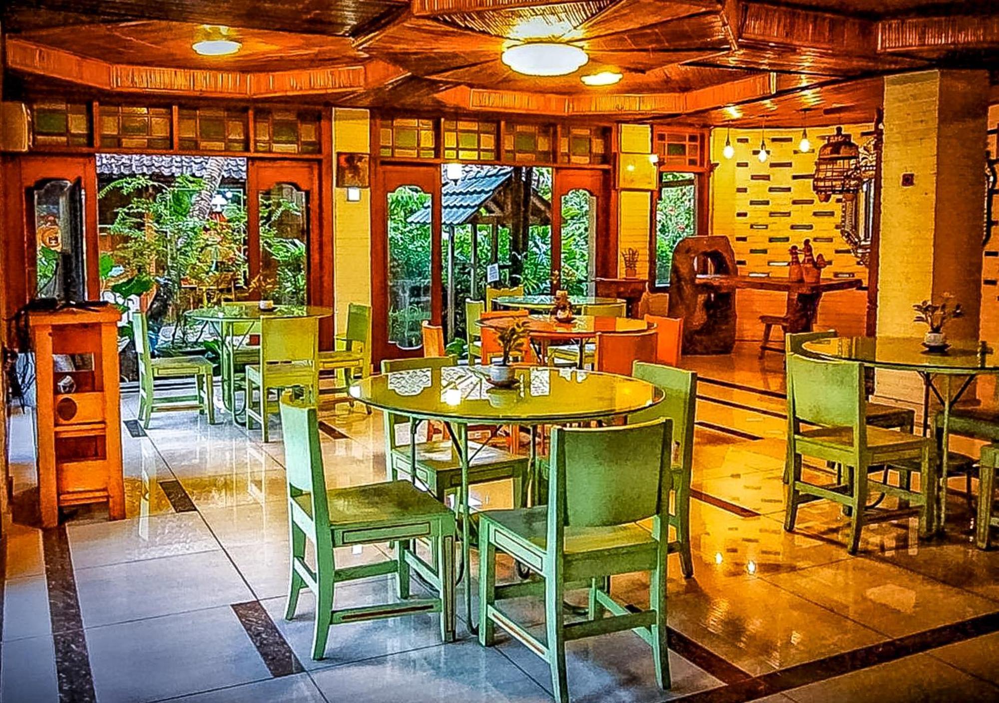 Arys Garden Hotel Yogyakarta Eksteriør bilde
