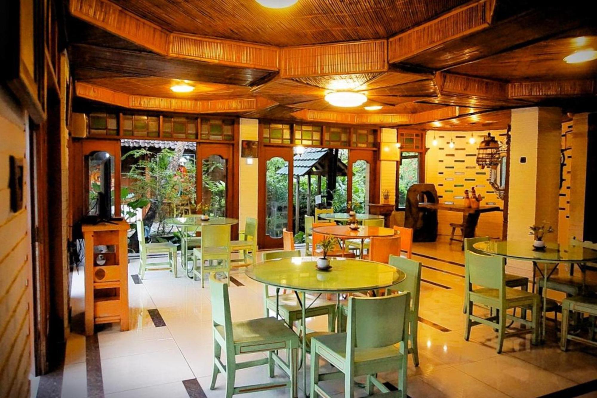 Arys Garden Hotel Yogyakarta Eksteriør bilde